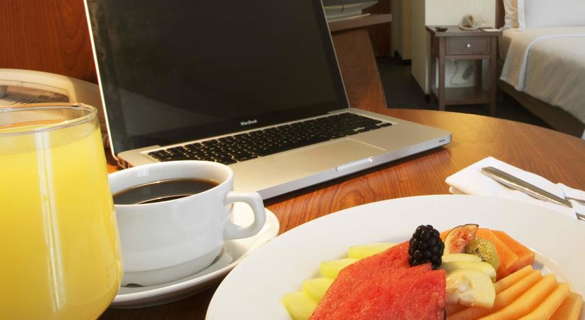 Fiesta Inn Puebla Las Animas Экстерьер фото